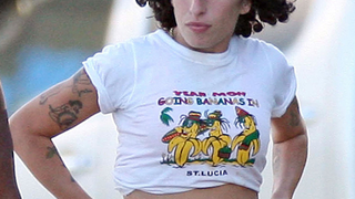 Amy Winehouse To Parents: Take My Cash, Please